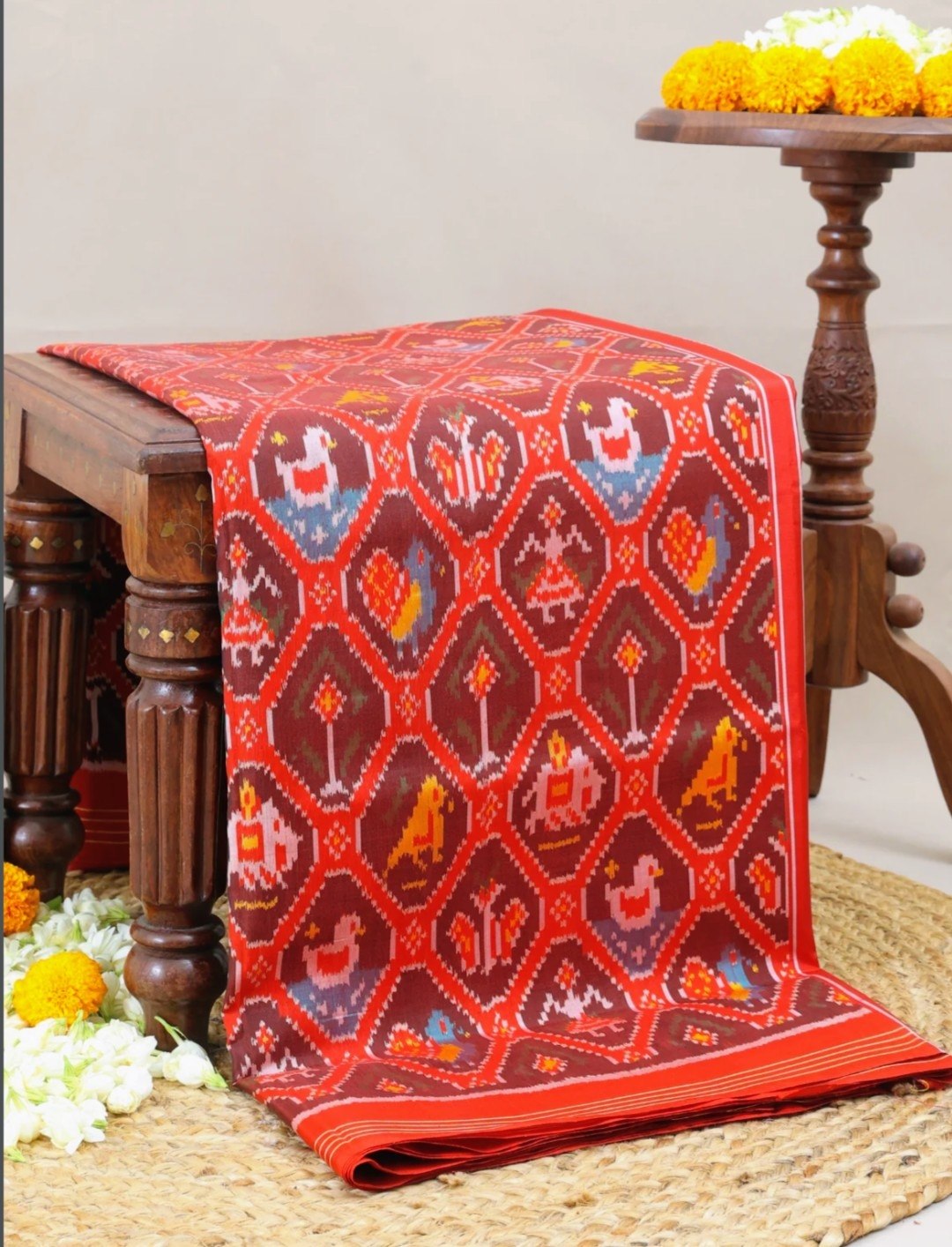 Masterpiece small motif design single ikat patola saree