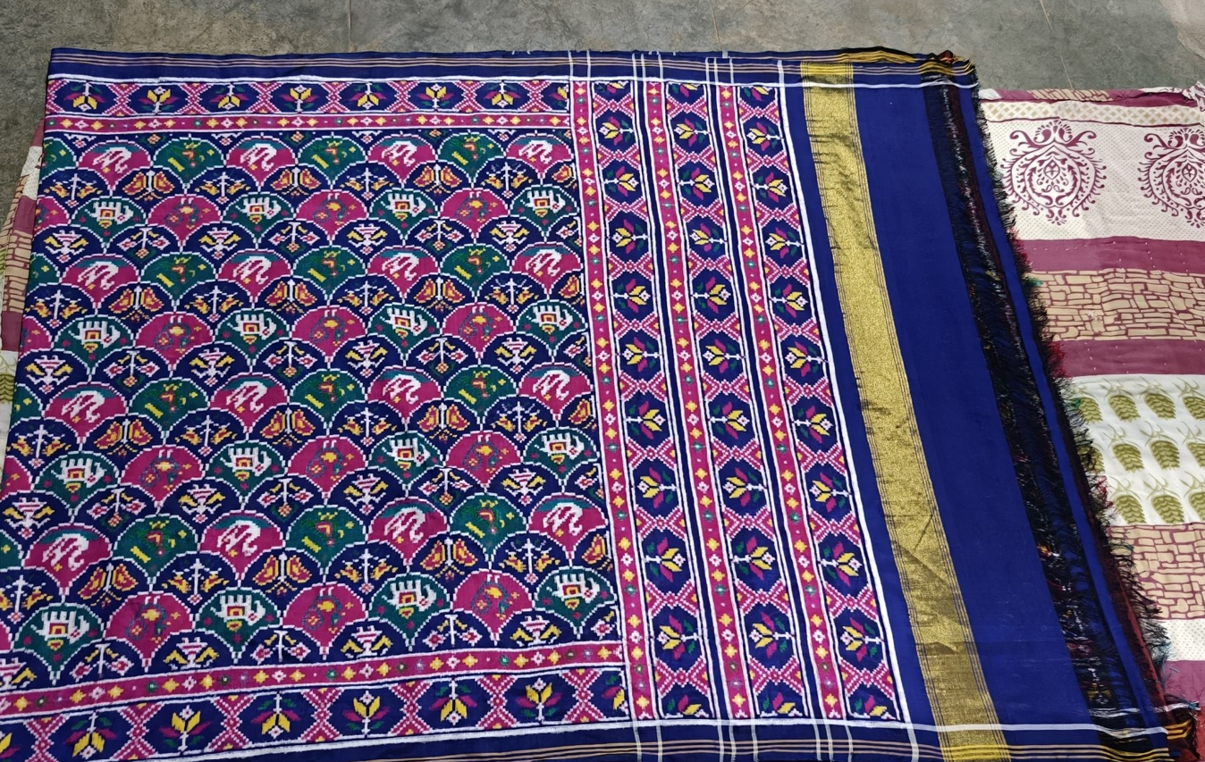 Royal Blue Floral DOUBAL IKAT Patola Silk Saree with Traditional Heritage Border
